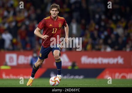 Marcos Alonso (FC Chelsea) aus Spanien kontrolliert den Ball während des internationalen Freundschaftsspiel zwischen Spanien und Albanien im RCDE-Stadion am 26. März 2022 in Barcelona, Spanien. (Foto von Jose Breton/Pics Action/NurPhoto) Stockfoto