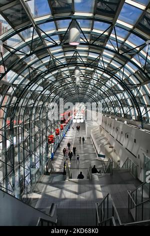 Der Skywalk, der Union Station mit dem Skydome-Stadion in der Innenstadt von Toronto, Ontario, Kanada verbindet. (Foto von Creative Touch Imaging Ltd./NurPhoto) Stockfoto