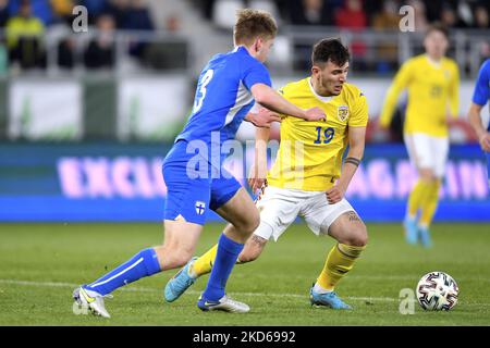 TUDOR Telcean im Einsatz beim internationalen Freundschaftsspiel zwischen Rumänien U21 und Finnland U21 im Stadion Arcul de Triumph am 25. März 2022 in Bukarest, Rumänien. (Foto von Alex Nicodim/NurPhoto) Stockfoto