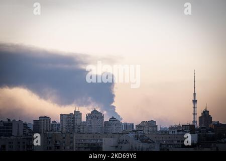 Blick auf die Region Kiew. Die Stadt ist in Aufruhr und wartet auf einen möglichen Angriff der russischen Truppen, die das Land der Ukraine seit 7 Wochen angreifen. Region Kiew, Ukraine März 27-28 2022. (Foto von Joseph Galanakis/NurPhoto) Stockfoto