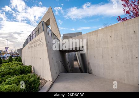 Ottawa, Ontario - 20. Oktober 2022: Das National Holocaust Monument in Ottawa, Ontario im Herbst. Stockfoto