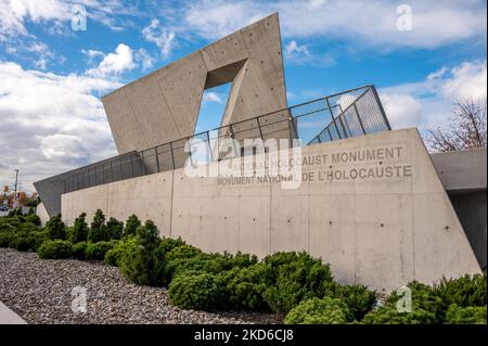 Ottawa, Ontario - 20. Oktober 2022: Das National Holocaust Monument in Ottawa, Ontario im Herbst. Stockfoto