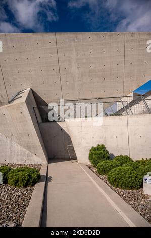 Ottawa, Ontario - 20. Oktober 2022: Das National Holocaust Monument in Ottawa, Ontario im Herbst. Stockfoto
