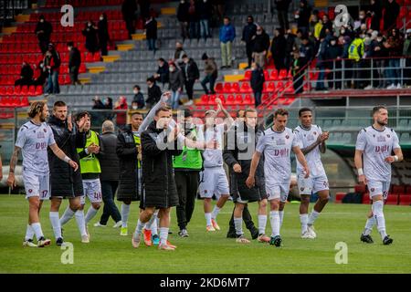 Reggina-Team während des italienischen Fußballspiel Serie B US Cremonese gegen Reggina 1914 am 02. April 2022 im Stadio Giovanni Zini in Cremona, Italien (Foto: Valentina Giannettoni/LiveMedia/NurPhoto) Stockfoto