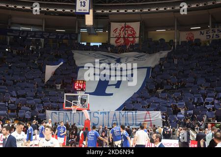 fortitudo Unterstützer â € œla Fossa dei leoniâ € während der Serie A1 italienischen LBA Basketball-Meisterschaft Spiel Kigili Fortitudo Bologna vs. Vanoli Korb Cremona im Paladozza Sportpalast (Foto von Michele Nucci/LiveMedia/NurPhoto) Stockfoto