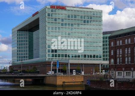 Das 13-stöckige, 61 Meter hohe Bürogebäude des deutschen Nachrichtenmagazins der Spiegel in Hamburg. Stockfoto