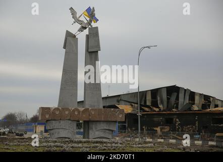 Die Folgen des russisch-ukrainischen Krieges in der Stadt Borodyanka in der Nähe der Ukraine Kiew, 05. April 2022. Am 24. Februar waren russische Truppen in der Ukraine eingedrungen, was der russische Präsident zu einer "besonderen Militäroperation" erklärte, was zu Kämpfen und Zerstörungen im Land, einem riesigen Flüchtlingsstrom und mehreren Sanktionen gegen Russland führte. (Foto von Oleg Pereverzev/NurPhoto) Stockfoto