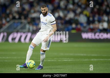 Karim Benzema von Real Madrid während des La Liga Santander Spiels zwischen Real Madrid CF und Getafe CF im Estadio Santiago Bernabeu am 09. April 2022 in Madrid, Spanien. (Foto von Jose Breton/Pics Action/NurPhoto) Stockfoto