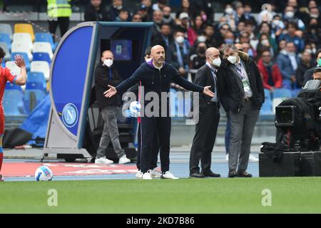 Vincenzo Italiano Cheftrainer von ACF Fiorentina während des Serie-A-Spiels zwischen SSC Napoli und ACF Fiorentina im Stadio Diego Armando Maradona Neapel Italien am 10. April 2022. (Foto von Franco Romano/NurPhoto) Stockfoto