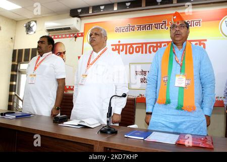 BJP nationaler Generalsekretär BL Santosh mit Rajasthan BJP Präsident Satish Poonia während einer Parteisitzung, in Jaipur, Rajasthan, Indien, Donnerstag, 14,2022. April. (Foto von Vishal Bhatnagar/NurPhoto) Stockfoto