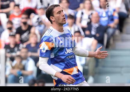 Dusan Vlahovic vom FC Juventus Enttäuschung während des Serie-A-Fußballmatches zwischen dem FC Juventus und Bologna im Allianz-Stadion am 16. April 2022 in Turin, Italien (Foto: Alberto Gandolfo/NurPhoto) Stockfoto