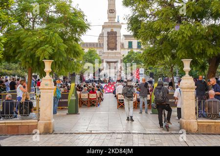 Jazz-Festival in Malaga, Jazzabierto. Die Plaza de merced in Malaga, Spanien, wird im Freien und in Bars gefeiert. Stockfoto