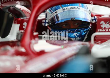 Valtteri Bottas aus Finnland fährt den (77) Alfa Romeo F1 Team Orlen C42 Ferrari 066/7 während des Rolex Gran Premio Del Made in Italy und Dell'Emilia-Romagna F1 am 22. Und 24. April 2022 in Imola, Italien. (Foto von Alessio Morgese/NurPhoto) Stockfoto