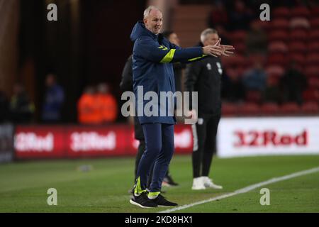 Alan Knill, der stellvertretende Manager von Middlesbrough, während des Sky Bet Championship-Spiels zwischen Middlesbrough und Cardiff City im Riverside Stadium, Middlesbrough, am Mittwoch, den 27.. April 2022. (Foto von Mark Fletcher/MI News/NurPhoto) Stockfoto