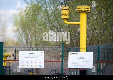 Am 28. April 2022 ist eine Gasanlage an einer Gaz-System-Station in Karczew, außerhalb von Warschau, Polen, abgebildet (Foto: Mateusz Wlodarczyk/NurPhoto) Stockfoto