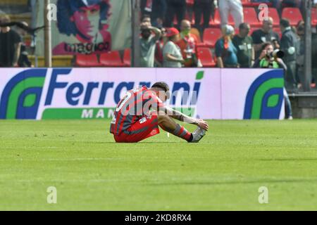 gianluca gaetano (cremonese) während des italienischen Fußballspiel Serie B US Cremonese gegen Ascoli Calcio am 30. April 2022 im Stadio Giovanni Zini in Cremona, Italien (Foto: Alessio Tarpini/LiveMedia/NurPhoto) Stockfoto