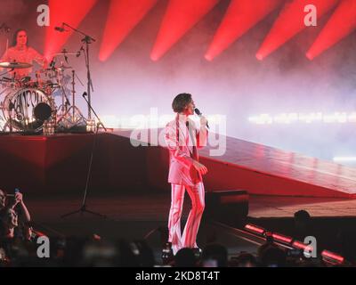 Maneskin - Damiano David während des italienischen Sängermusikkonzerts Maneskin Live am 28. April 2022 in der Arena di Verona in Verona, Italien (Foto: Maria Cristina Napolitano/LiveMedia/NurPhoto) Stockfoto