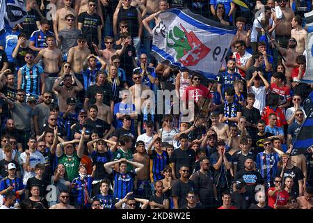 Fans von Pisa Enttäuschung während des italienischen Fußballspiel Serie B AC Pisa gegen Cosenza Calcio am 30. April 2022 in der Arena Garibaldi in Pisa, Italien (Foto von Gabriele Masotti/LiveMedia/NurPhoto) Stockfoto