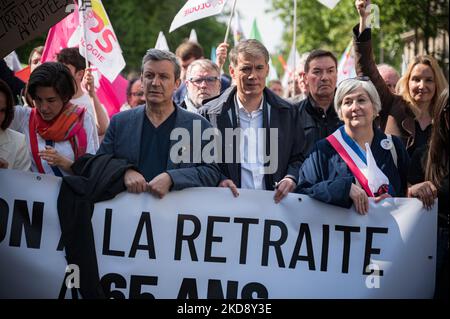 Der erste Sekretär der Sozialistischen Partei (PS), Olivier Faure, war an der traditionellen 1. Mai-Demonstration in Paris (Tag der Arbeit) anlässlich des Internationalen Arbeitertages, beginnend am Place de la République in Paris, am 1. Mai 2022, anwesend. (Foto von Samuel Boivin/NurPhoto) Stockfoto