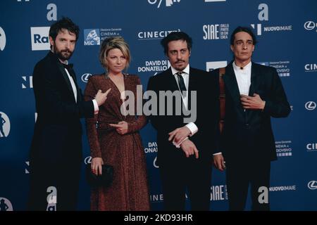 (L-R) Fabio D'Innocenzo, Alberto Ferrari, Roberta Sammarelli und Luca Ferrari von der Band Verdena nehmen am 03. Mai 67. am roten Teppich von David Di Donatello in 2022 Rom, Italien, Teil. (Foto von Luca Carlino/NurPhoto) Stockfoto