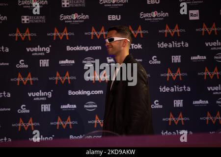 Mahmood (Brividi) Italien während des Eurovision Song Contest 2022, einer Künstler-Pressekonferenz, am 05. Mai 2022 im Pala Alpitour in Turin, Italien. (Foto von Nderim Kaceli/LiveMedia/NurPhoto) Stockfoto