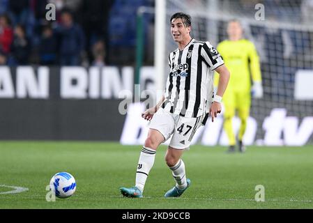 Fabio Miretti vom FC Juventus während des Serie-A-Spiels zwischen Genua CFC und FC Juventus am 6. Mai 2022 in Genua, Italien. (Foto von Giuseppe Maffia/NurPhoto) Stockfoto