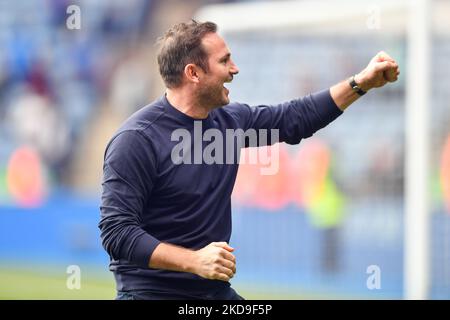 Frank Lampard, Manager von Everton, feiert den Sieg während des Premier League-Spiels zwischen Leicester City und Everton im King Power Stadium, Leicester am Sonntag, den 8.. Mai 2022. (Foto von Jon Hobley/MI News/NurPhoto) Stockfoto