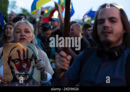 Protest vor der Botschaft der Russischen Föderation gegen die russische Aggression in der Ukraine am 09. Mai 2022 in Sofia, Bulgarien. (Foto von Hristo Vlacev/NurPhoto) Stockfoto
