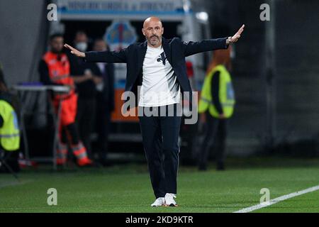 Vincenzo Italiano Manager von ACF Fiorentina Gesten während der Serie Ein Spiel zwischen ACF Fiorentina und AS Roma am 9. Mai 2022 in Florenz, Italien. (Foto von Giuseppe Maffia/NurPhoto) Stockfoto