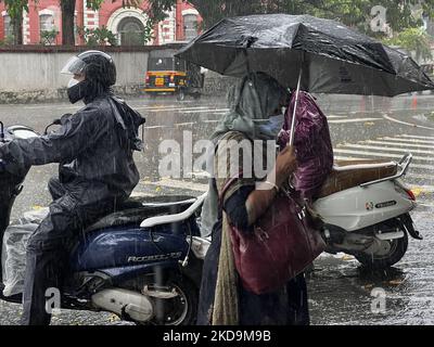 Am 10. Mai 2022 traf die Stadt Thiruvananthapuram (Trivandrum), Kerala, Indien, Gewitter. (Foto von Creative Touch Imaging Ltd./NurPhoto) Stockfoto