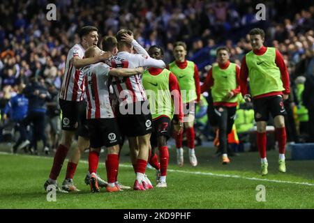 SHEFFIELD, GROSSBRITANNIEN. MAI 9. Patrick Roberts von Sunderland feiert sein erstes Tor während des Halbfinales 2. der Sky Bet League 1Play zwischen Sheffield Wednesday und Sunderland in Hillsborough, Sheffield, am Montag, den 9.. Mai 2022. (Foto von Mark Fletcher/MI News/NurPhoto) Stockfoto