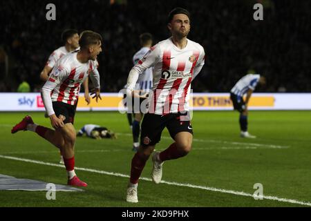 SHEFFIELD, GROSSBRITANNIEN. MAI 9. Patrick Roberts von Sunderland feiert sein erstes Tor während des Halbfinales 2. der Sky Bet League 1Play zwischen Sheffield Wednesday und Sunderland in Hillsborough, Sheffield, am Montag, den 9.. Mai 2022. (Foto von Mark Fletcher/MI News/NurPhoto) Stockfoto