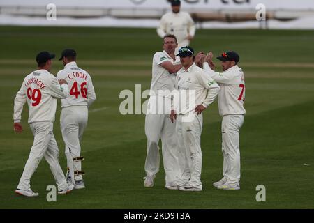 CHESTER LE STREET, GROSSBRITANNIEN. MAI Michael Hogan von Glamorgan feiert, nachdem er am Donnerstag, den 12.. Mai 2022, das Wicket von Ben Stokes von Durham während des LV= County Championship-Spiels zwischen dem Durham County Cricket Club und dem Glamorgan County Cricket Club in Emirates Riverside, Chester le Street, beansprucht hat. (Foto von Mark Fletcher/MI News/NurPhoto) Stockfoto