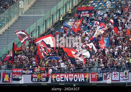 Unterstützer des FC Genua während des Serie-A-Spiels zwischen SSC Napoli und Genua CFC am 15. Mai 2022 Stadion 'Diego Armando Maradona' in Napoli, Italien (Foto von Gabriele Maricchiolo/NurPhoto) Stockfoto