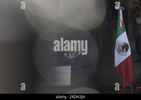 Delfina Gòmexz Àlvarez, Bildungsministerin, anlässlich des Gedenkens an den Tag des Lehrers im Nationalpalast in Mexiko-Stadt, einem Datum, an dem alle Lehrer und Erzieher des Landes geehrt werden. Sie überreichten auch die Maestro Rafael Ramirez Medaille an diejenigen, die seit mehreren Jahren unterrichten. (Foto von Gerardo Vieyra/NurPhoto) Stockfoto