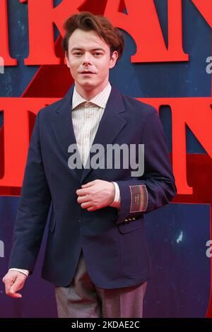 Natalia Dyer und Charlie Heaton während der Premiere der neuen Staffel von „Stranger Things“, der Serie, in der sie am 18. Mai 2022 in Madrid (Spanien) zu sehen sind. (Foto von Oscar Gonzalez/NurPhoto) Stockfoto