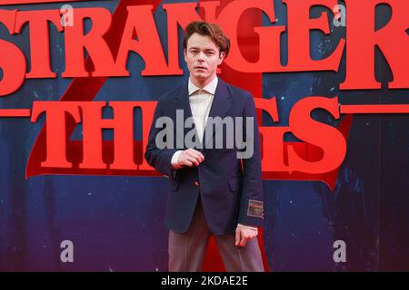 Natalia Dyer und Charlie Heaton während der Premiere der neuen Staffel von „Stranger Things“, der Serie, in der sie am 18. Mai 2022 in Madrid (Spanien) zu sehen sind. (Foto von Oscar Gonzalez/NurPhoto) Stockfoto