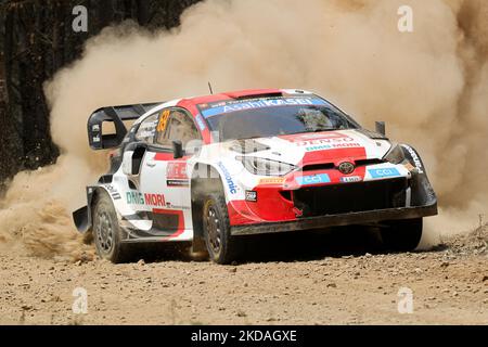 Kalle ROVANPERA (FIN) und Jonne HALTTUNEN (FIN) in Toyota GR Yaris Rally1 des TOYOTA GAZOO RACING WRT im Einsatz während der SS6 - Gois der WRC Vodafone Rally Portugal 2022 in Matosinhos - Portugal, am 20. Mai 2022. (Foto von Paulo Oliveira / NurPhoto) Stockfoto