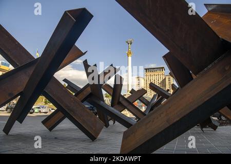 Panzerabwehrwehr auf dem Unabhängigkeitsplatz in der Innenstadt von Kiew, Ukraine, 24. Mai 2022 (Foto: Maxym Marusenko/NurPhoto) Stockfoto