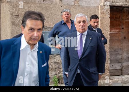 Forza Italia Vizepräsident und nationaler Koordinator Antonio Tajani in Rieti, um den Bürgermeisterkandidaten Daniele Sinibaldi bei den Verwaltungswahlen am 12. Juni 2022 zu unterstützen. In Rieti, Italien, 25. Mai 2022. (Foto von Riccardo Fabi/NurPhoto) Stockfoto