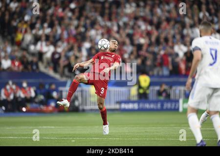 Fabinha von Liverpool während des UEFA Champions League-Finalsspiel zwischen dem FC Liverpool und Real Madrid am 28. Mai 2022 im Stade de France in Paris, Frankreich. (Foto von Jose Breton/Pics Action/NurPhoto) Stockfoto