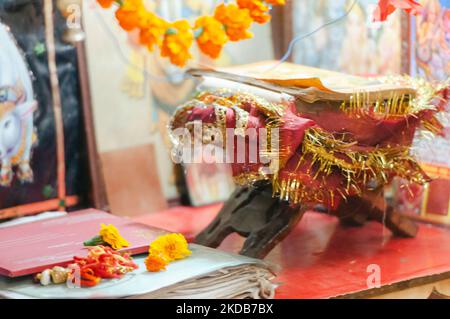 Eine traditionelle hinduistische Rituale in der indischen Hochzeit Stockfoto