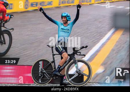 Vincenzo Nibali (Astana Qazaqstan Team) während des Giro d'Italia 2022 Giro d'Italia - Etappe 21 - Verona - Verona am 29. Mai 2022 in Verona, Italien (Foto: Silvia Colombo/LiveMedia/NurPhoto) Stockfoto