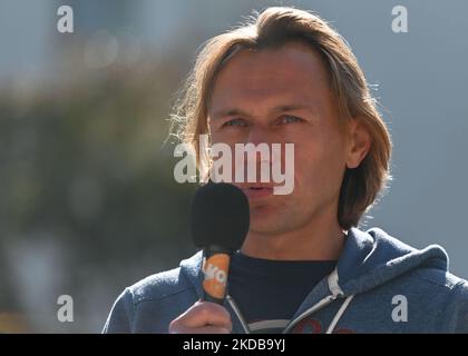 Richter Maciej Ferek während des Protestes. Lokale Richter und ihre Anhänger während eines Protestes vor dem Berufungsgericht in Krakau gegen die Handlungen von Disziplinarkommissaren gegen Richter Waldemar ?urek. Am Montag, den 30. Mai 2022, in Krakau, Polen. (Foto von Artur Widak/NurPhoto) Stockfoto