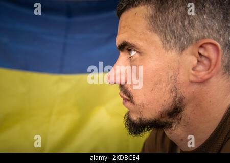 Darstellung von Ljaskovskiy Valentin, Kommandeur des Bataillons der Kiewer Gebietsverteidigung von 206., in einer Kampfposition zwischen Mykolaiv und Cherson, Ukraine, 2022-05-31. (Foto von Matteo Placucci/NurPhoto) Stockfoto