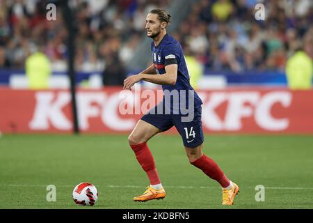 Adrien Rabiot (FC Juventus) aus Frankreich im Einsatz während der UEFA Nations League Ein Spiel der Gruppe 1 zwischen Frankreich und Dänemark im Stade de France am 3. Juni 2022 in Paris, Frankreich. (Foto von Jose Breton/Pics Action/NurPhoto) Stockfoto