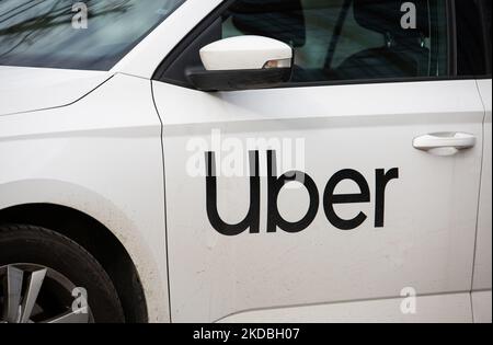 Uber Auto in Warschau, Polen am 27. Februar 2019 (Foto: Mateusz Wlodarczyk/NurPhoto) Stockfoto