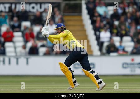 Graham Clark von Durham hat am Sonntag, den 5.. Juni 2022 beim Vitality T20 Blast-Spiel zwischen dem Durham County Cricket Club und dem Northamptonshire County Cricket Club im Seat Unique Riverside, Chester le Street, Fledermäuse aufgenommen. (Foto von will Matthews /MI News/NurPhoto) Stockfoto