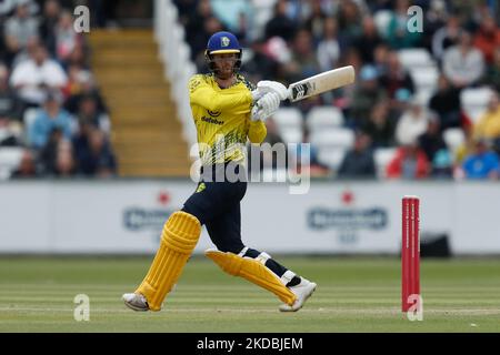 Graham Clark von Durham hat am Sonntag, den 5.. Juni 2022 beim Vitality T20 Blast-Spiel zwischen dem Durham County Cricket Club und dem Northamptonshire County Cricket Club im Seat Unique Riverside, Chester le Street, Fledermäuse aufgenommen. (Foto von will Matthews /MI News/NurPhoto) Stockfoto