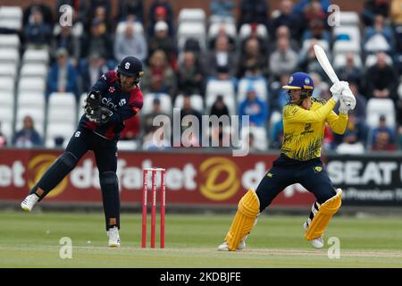 Graham Clark von Durham hat am Sonntag, den 5.. Juni 2022 beim Vitality T20 Blast-Spiel zwischen dem Durham County Cricket Club und dem Northamptonshire County Cricket Club im Seat Unique Riverside, Chester le Street, Fledermäuse aufgenommen. (Foto von will Matthews /MI News/NurPhoto) Stockfoto